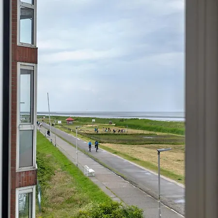 Mit Tollem Meerblick Auf Insel Cuxhaven